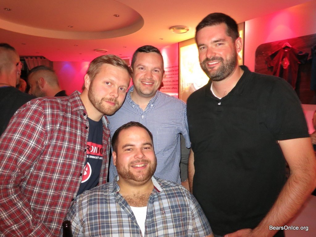 Bears on Ice 2013 - Welcome party