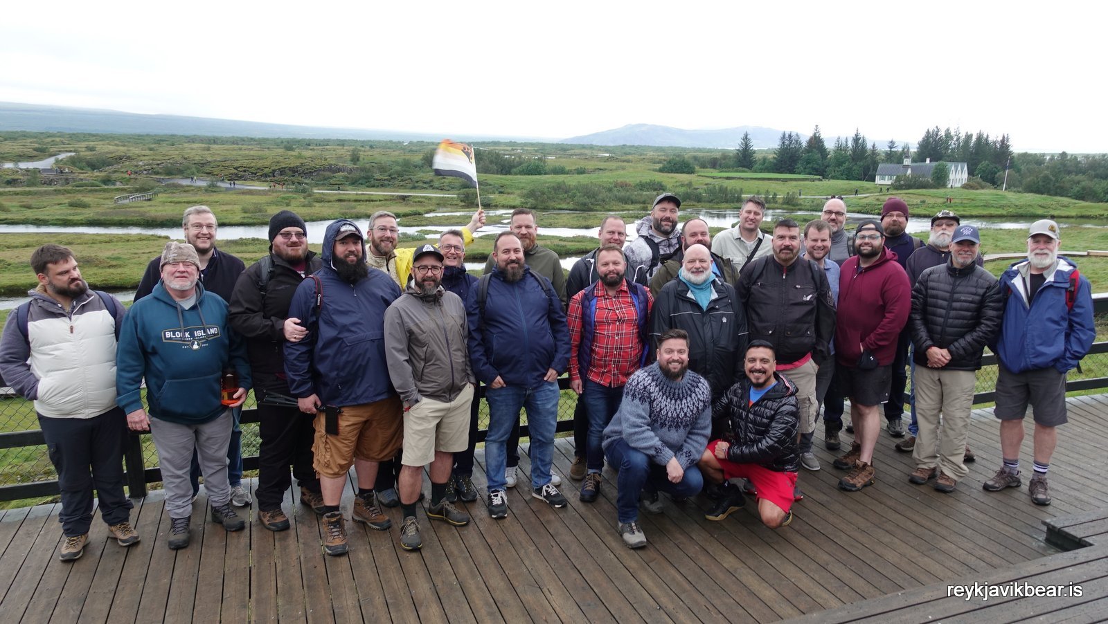 rvk-bear-21-golden-circle